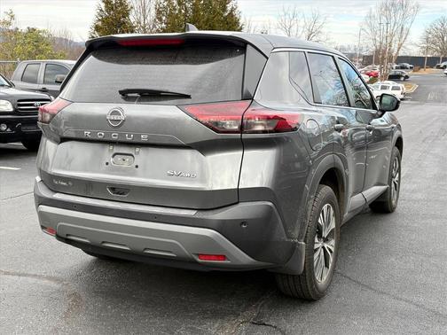 2022 Nissan Rogue SV