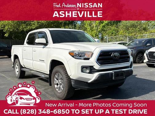 Super White 2018 Toyota Tacoma SR5