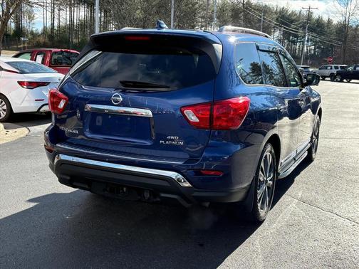 2019 Nissan Pathfinder Platinum