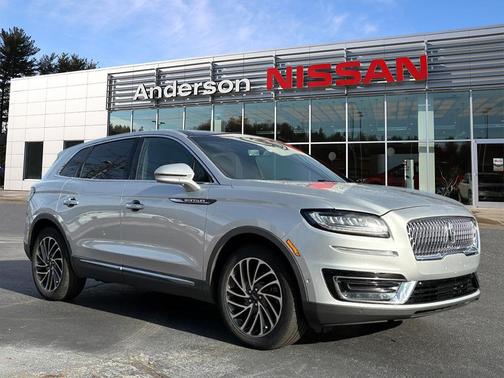 2019 Lincoln Nautilus Reserve