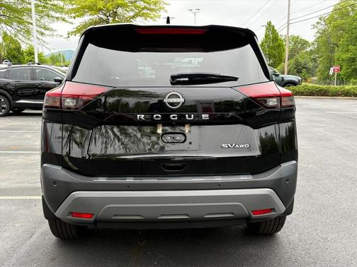 Super Black 2023 Nissan Rogue SV