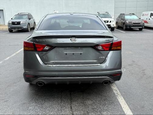 2020 Nissan Altima SR Intelligent AWD