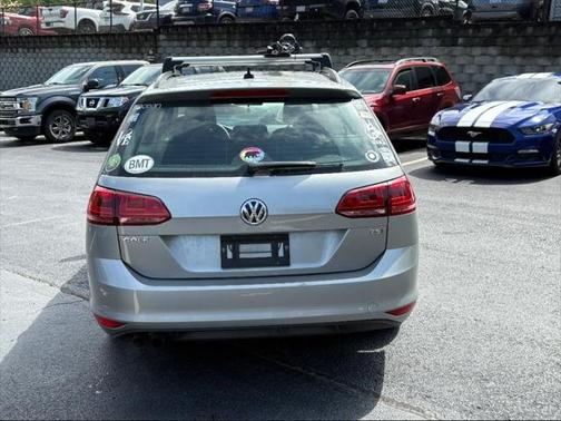 2017 Volkswagen Golf SportWagen TSI S