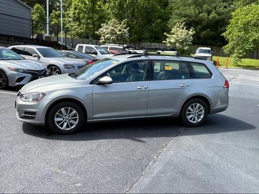 2017 Volkswagen Golf SportWagen TSI S