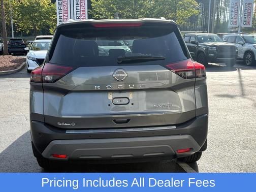 Gun Metallic 2022 Nissan Rogue SV