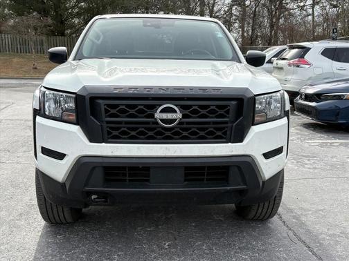 2024 Nissan Frontier S