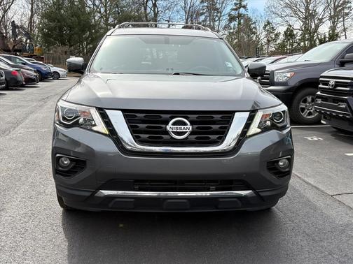 2017 Nissan Pathfinder Platinum
