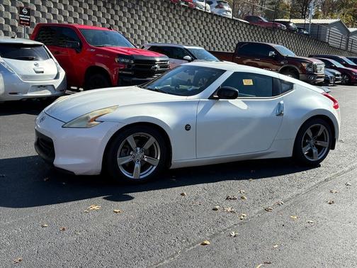 2009 Nissan 370Z Base