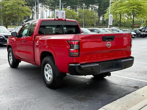 Red Alert 2022 Nissan Frontier S
