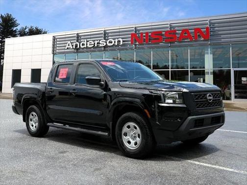 2022 Nissan Frontier S