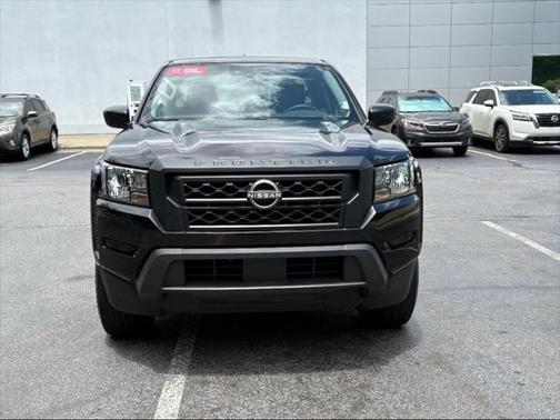 2022 Nissan Frontier S