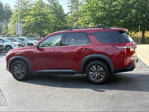 2022 Nissan Pathfinder SV 2WD