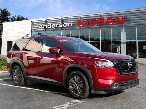2022 Nissan Pathfinder SV 2WD