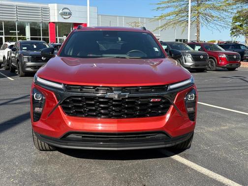 Cayenne Orange Metallic 2024 Chevrolet Trax FWD 2RS