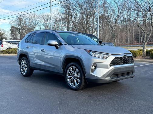 2019 Toyota RAV4 XLE Premium