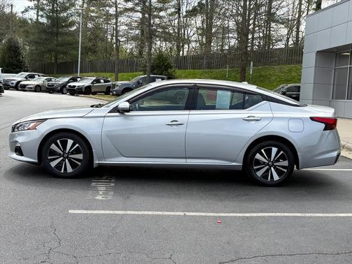 2021 Nissan Altima 2.5 SL