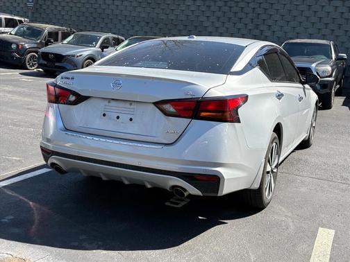 2021 Nissan Altima 2.5 SL