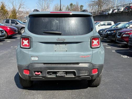 2016 Jeep Renegade Trailhawk