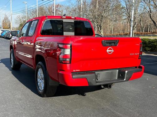 2024 Nissan Frontier SV