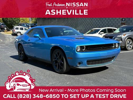 2023 Dodge Challenger SXT