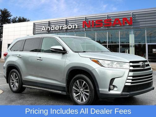 Celestial Silver Metallic 2019 Toyota Highlander XLE