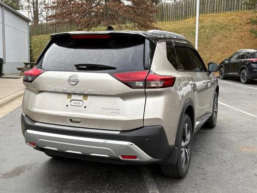 2022 Nissan Rogue Platinum