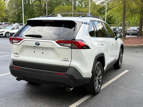 2023 Toyota RAV4 Hybrid XLE Premium
