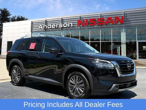 Black 2024 Nissan Pathfinder SL