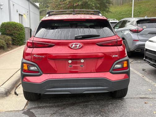 2021 Hyundai KONA SEL