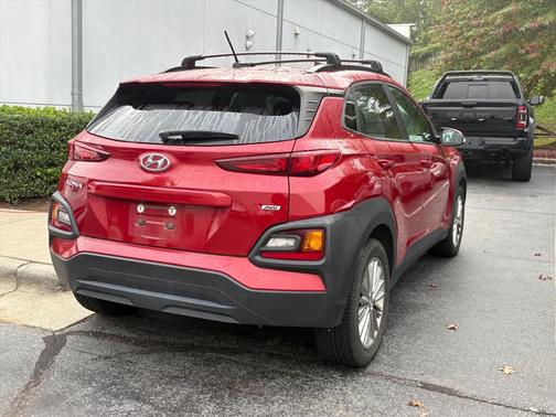 2021 Hyundai KONA SEL