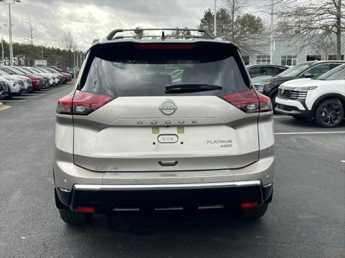 2025 Nissan Rogue Platinum