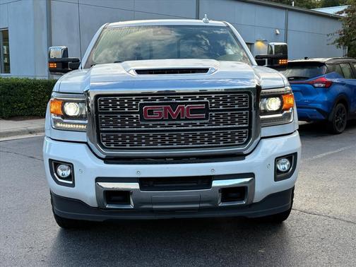 2019 GMC Sierra 2500 Denali