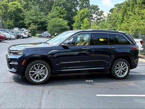 2023 Jeep Grand Cherokee Summit