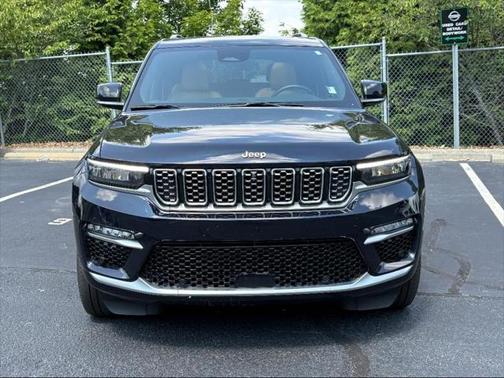 2023 Jeep Grand Cherokee Summit
