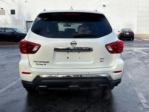 2019 Nissan Pathfinder SV