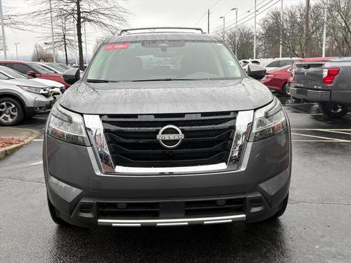 2024 Nissan Pathfinder SL 4WD