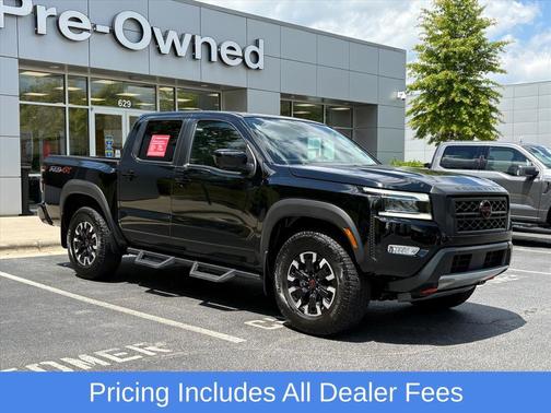 Super Black 2024 Nissan Frontier PRO-4X