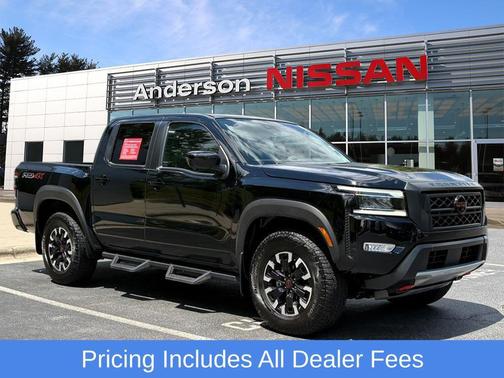 Super Black 2024 Nissan Frontier PRO-4X