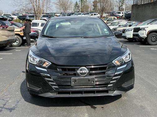 2023 Nissan Versa 1.6 SV