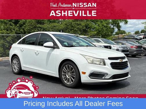 Summit White 2015 Chevrolet Cruze ECO