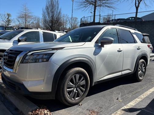 2025 Nissan Pathfinder SV 4WD