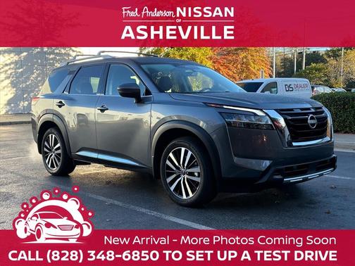 2024 Nissan Pathfinder Platinum 4WD