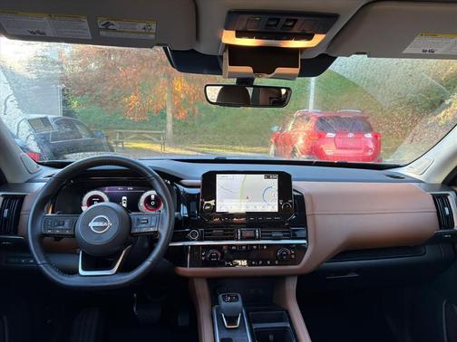 2024 Nissan Pathfinder Platinum 4WD