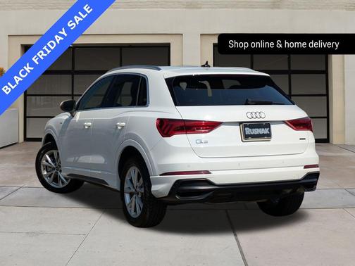 2022 Audi Q3 45 S line Premium