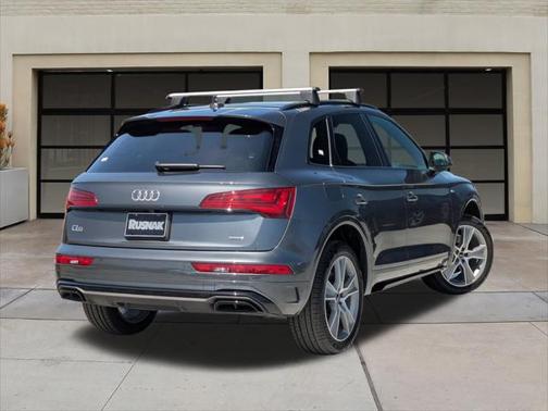2025 Audi Q5 45 S line Premium