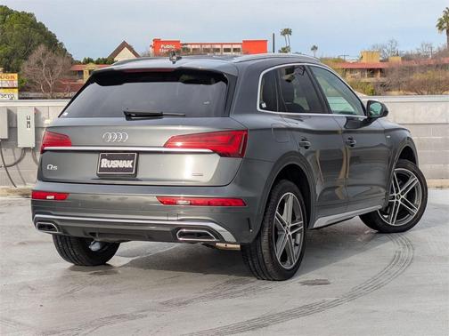 2023 Audi Q5 55 S line Premium