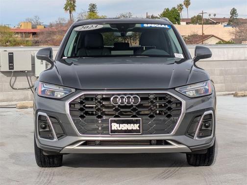 2023 Audi Q5 55 S line Premium