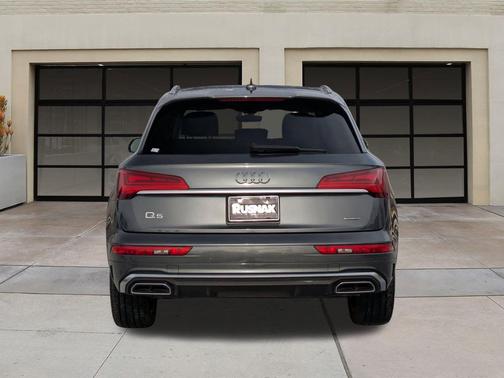 2023 Audi Q5 55 S line Premium