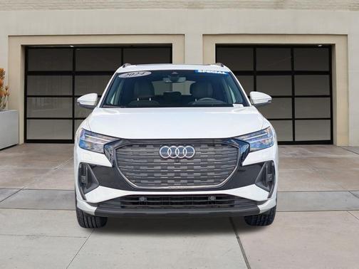 2024 Audi Q4 e-tron Prestige 50 quattro