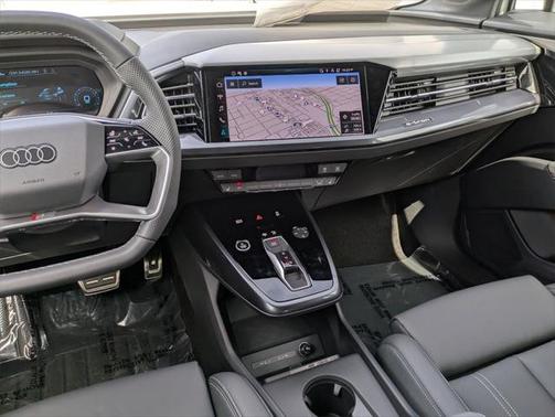 2025 Audi Q4 e-tron Sportback Premium Plus 55 quattro